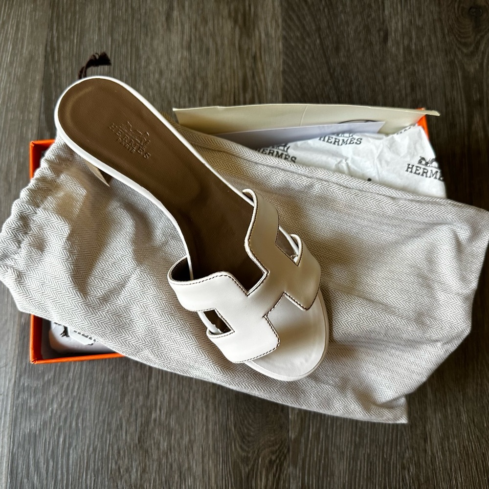 Hermes Sandals